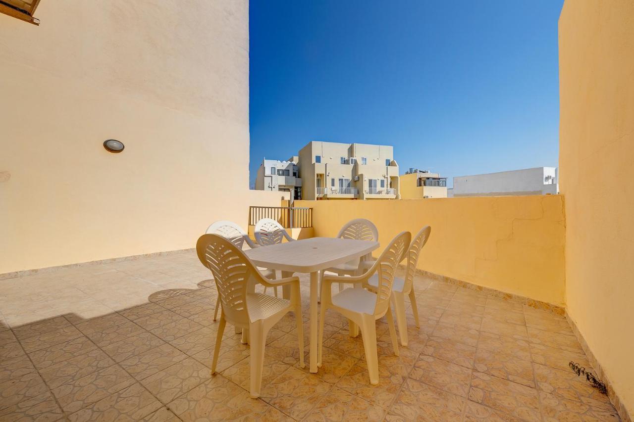 Modern 2 Bedroom Maisonette In Central Sliema Exterior photo